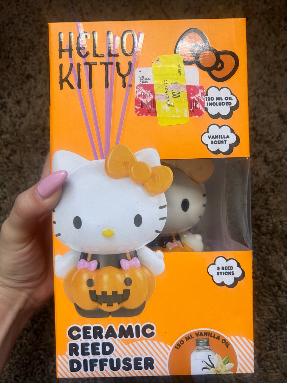Hello Kitty Orange & White Pumpkin Ceramic Reed Diffuser